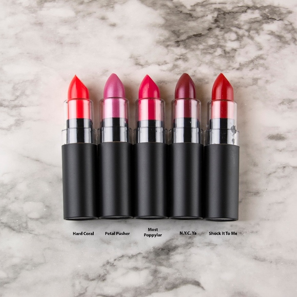 Real Colors Hydrating Gloss Stick Shock It To Me - Picture 2 of 2